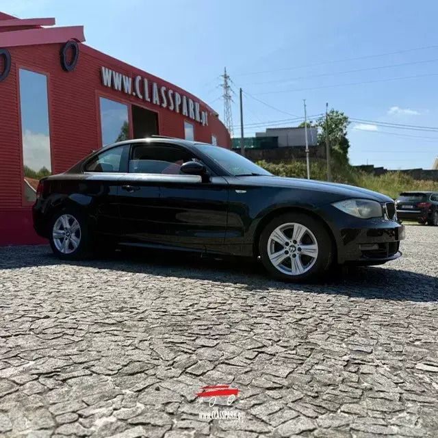 Preto Usado 2008 BMW 120 Coupé Coupé | € 12.500 (Preço justo) - Imagem 1/4