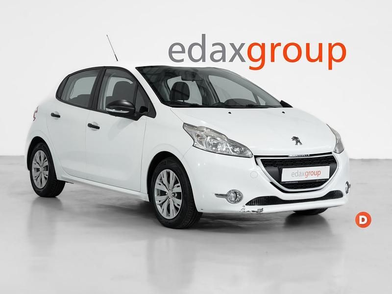 Branco Usado 2013 Peugeot 208 Access Citadino | € 3.790 (Super Preço) - Imagem 1/4