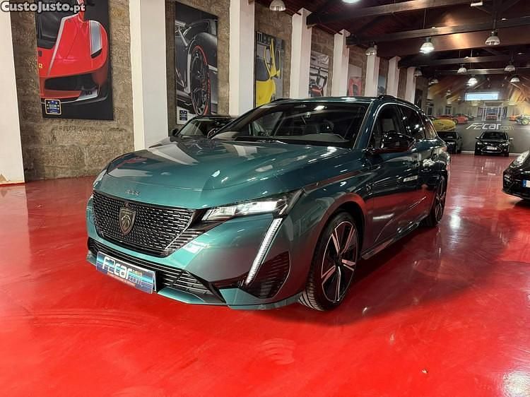 Verde Usado 2023 Peugeot 308 GT Carrinha | € 23.490 (Preço elevado) - Imagem 1/1