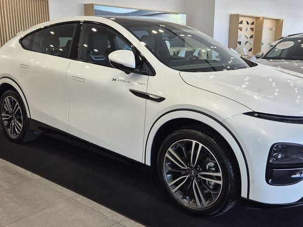 Novo XPENG G6 210 kW (286 HP) 2025 Branco SUV