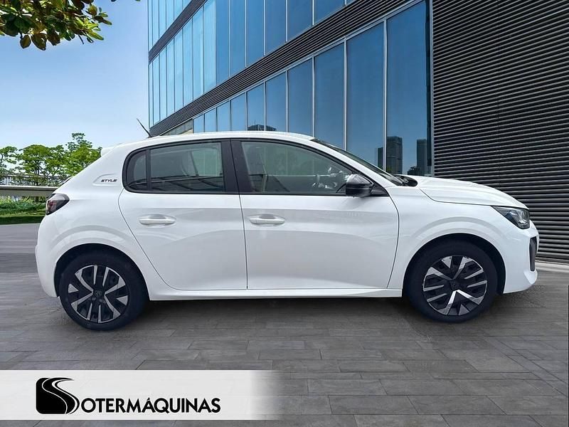 Usado Peugeot e-208 Style 100 kW (136 HP) 2025 Branco Citadino