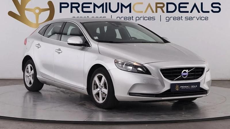 Cinzento Usado 2013 Volvo V40 Carrinha | € 11.990 (Preço justo) - Imagem 1/4