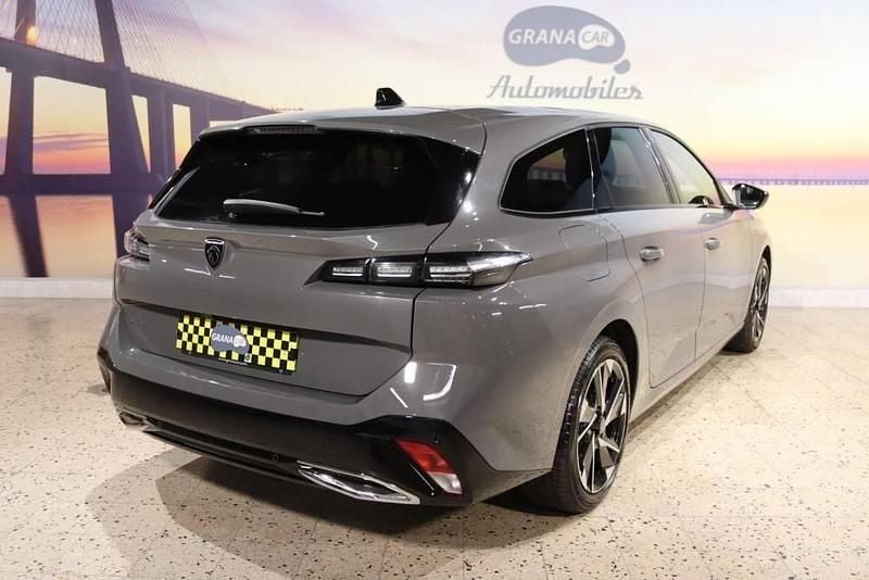 Usado Peugeot 308 Allure 130 HP (95 kW) 2024 Cinza Carrinha