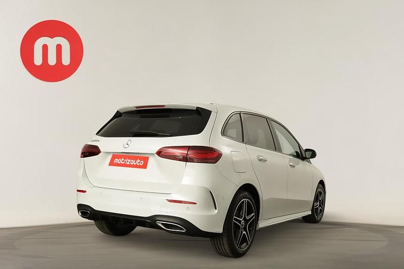 Usado Mercedes B250e 218 HP (160 kW) 2024 Monovolume