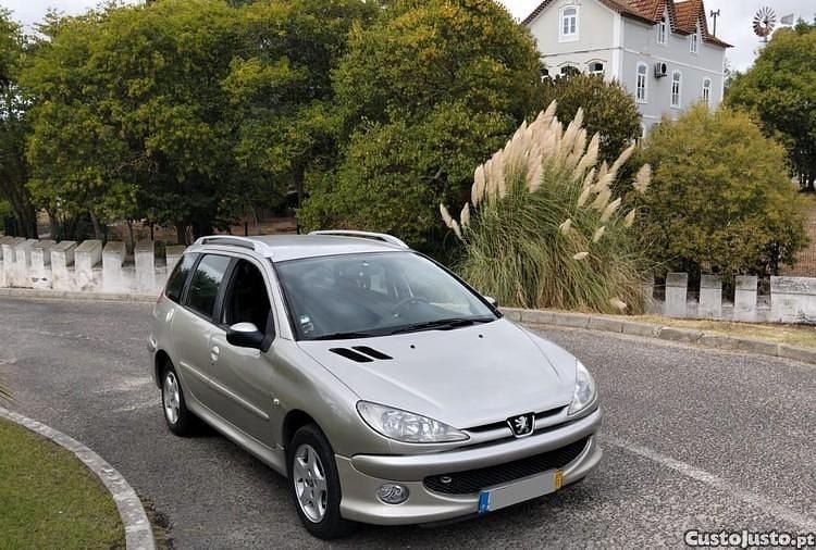 Cinza Usado 2007 Peugeot 206 Carrinha | € 4.250 (Preço justo) - Imagem 1/1