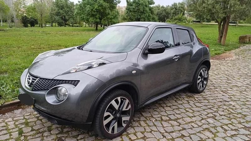 Cinzento Usado 2013 Nissan Juke SUV | € 10.500 (Preço justo) - Imagem 1/1