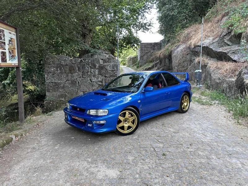 Azul Usado 1997 Subaru Impreza | € 67.500 - Imagem 1/4