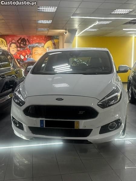 Usado Ford S-MAX S 150 HP (110 kW) 2019 Branco Monovolume