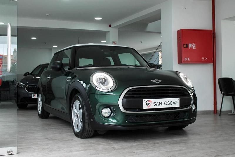 Usado Mini ONE 75 HP (55 kW) 2017 Verde Citadino