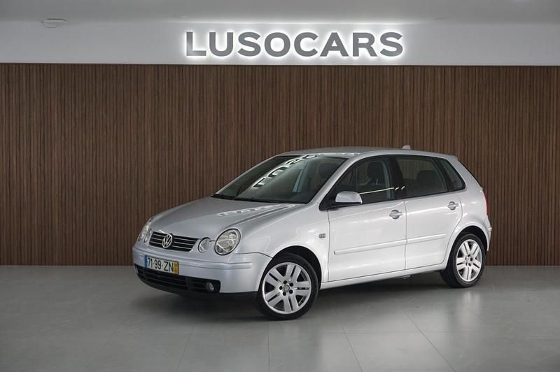 Cinzento Usado 2005 VW Polo | € 4.990 (Preço justo) - Imagem 1/4