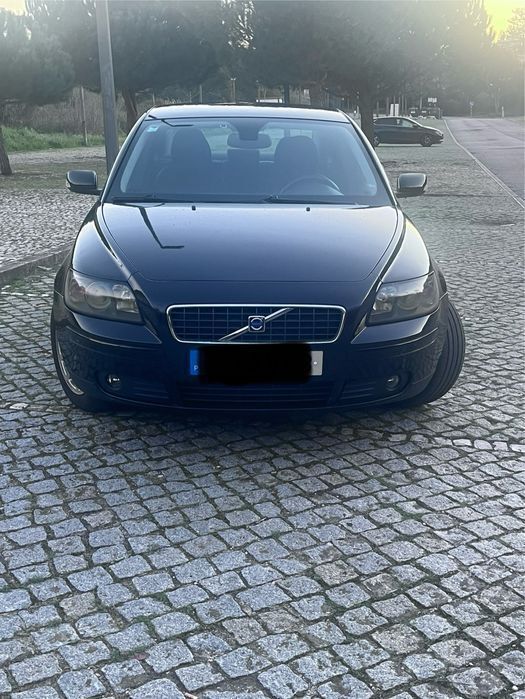 Usado 2005 Volvo S40 Sedan | € 5.000 (Preço justo) - Imagem 1/4