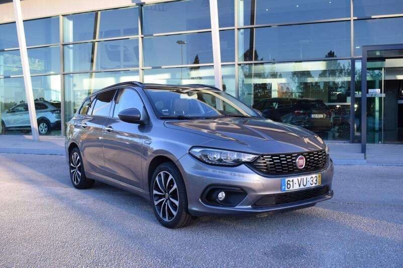 Cinzento Usado 2018 Fiat Tipo Wagon Carrinha | € 13.500 (Caro) - Imagem 1/4