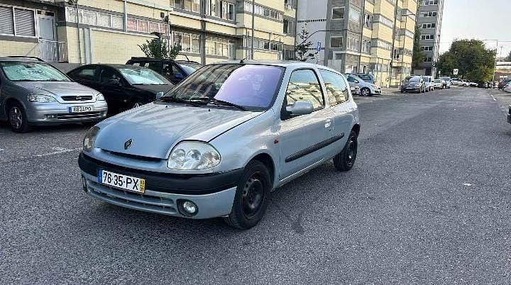 Usado 2000 Renault Clio II | € 1.200 (Bom preço) - Imagem 1/4