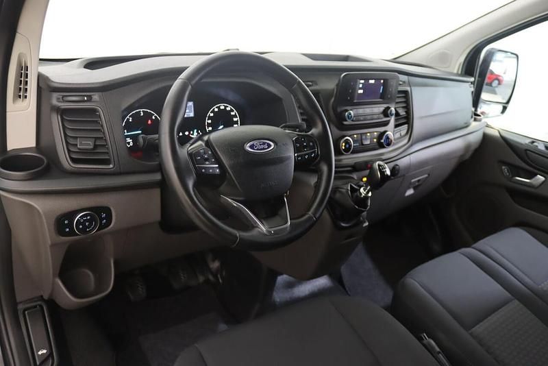 Usado Ford Transit Custom 130 HP (95 kW) 2022 Preto