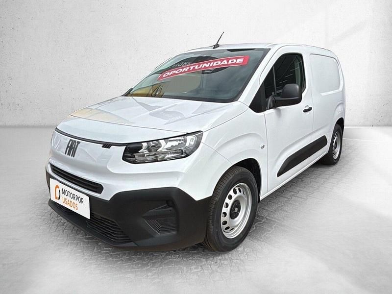 Branco Novo 2025 Fiat e-Doblò Monovolume | € 29.500 - Imagem 1/4