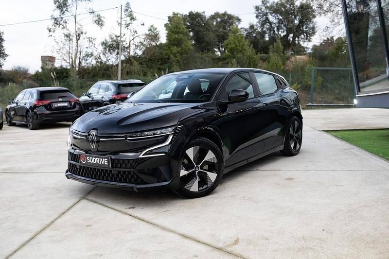 Usado Renault Mégane IV 95 kW (130 HP) 2022 Preto