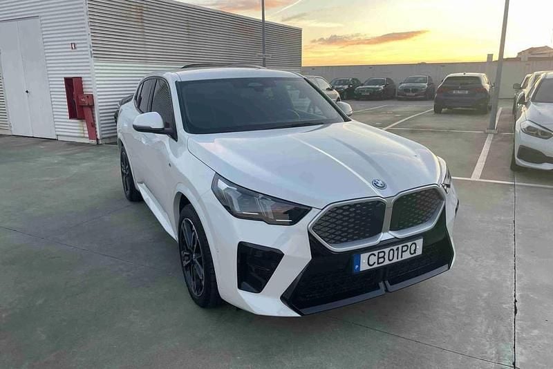 Novo BMW iX2 Comfort Edition 150 kW (204 HP) 2026 Branco SUV