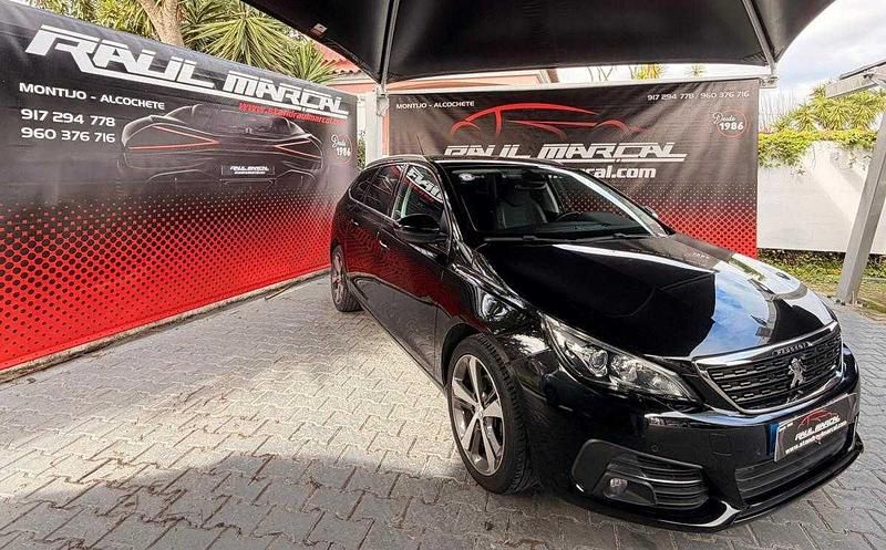 Usado Peugeot 308 SW 130 HP (95 kW) 2018 Preto Carrinha
