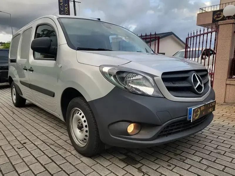 Cinzento Usado 2019 Mercedes Citan 109 Carrinha | € 15.990 (Caro) - Imagem 1/4