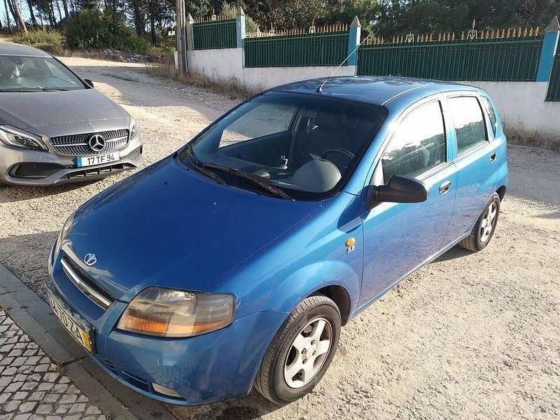 Usado 2004 Chevrolet Kalos Sedan | € 1.200 - Imagem 1/4
