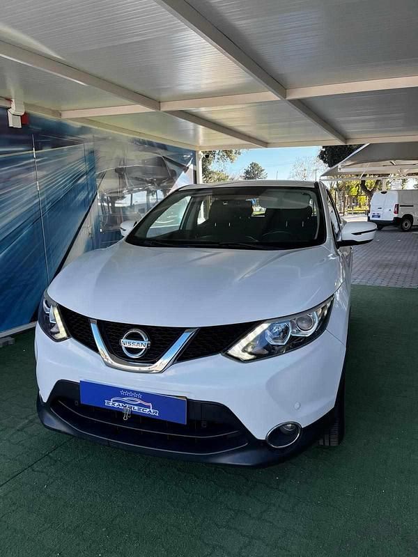 Usado Nissan Qashqai 360º 130 HP (95 kW) 2015 Branco SUV