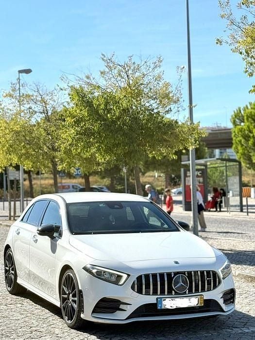 Usado 2020 Mercedes A180 Sedan | € 29.500 - Imagem 1/4