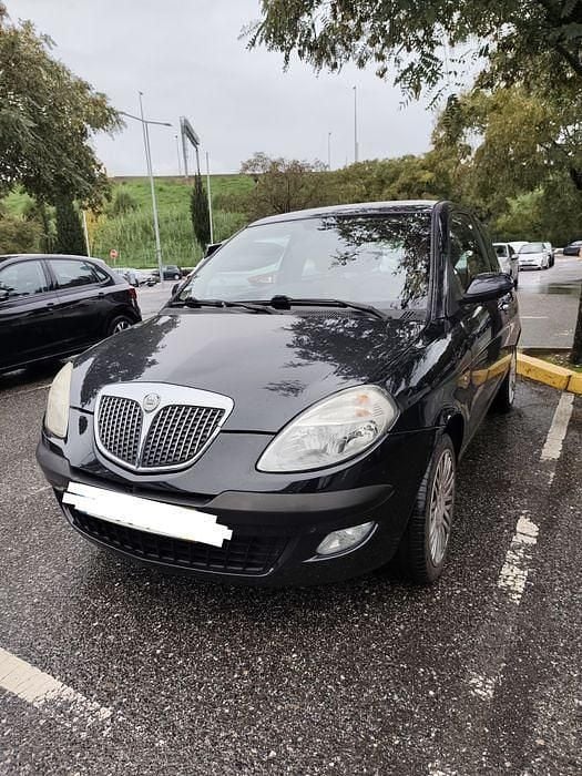 Usado 2004 Lancia Ypsilon Citadino | € 2.000 - Imagem 1/4