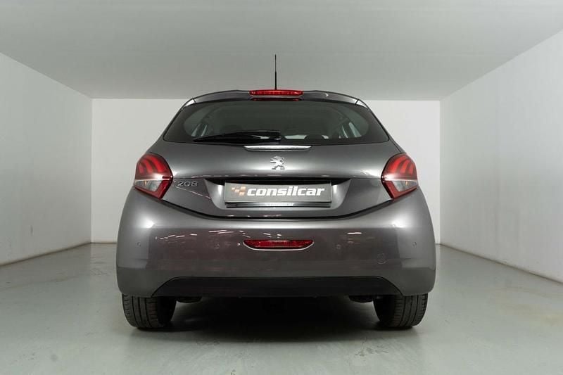 Usado Peugeot 208 Style 110 HP (80 kW) 2017 Cinza Citadino