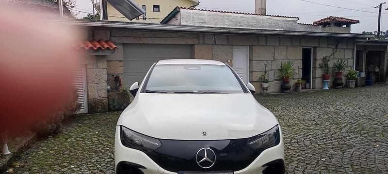 Usado Mercedes EQE350 214 kW (292 HP) 2023 Branco