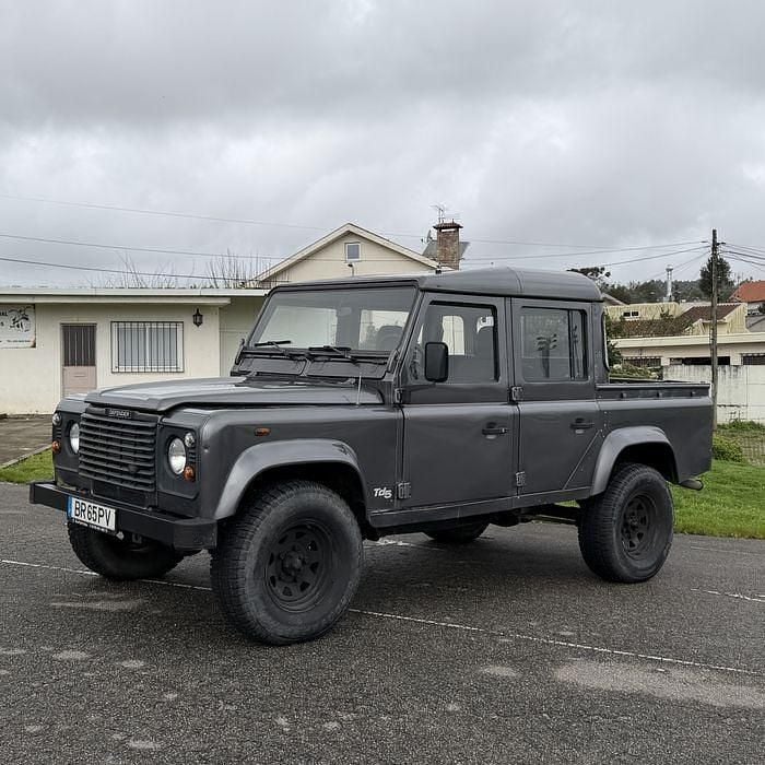 Usado Land Rover Defender 122 HP (89 kW) 2002 Sedan