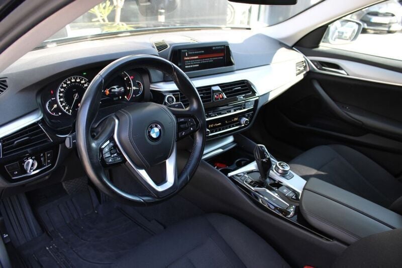 Usado BMW 520 190 HP (139 kW) 2017 Azul Sedan