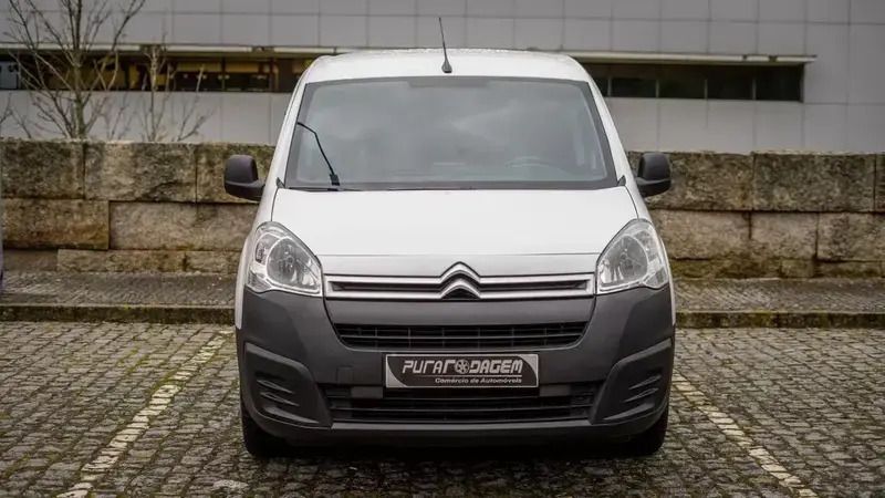 Usado Citroën Berlingo 100 HP (73 kW) 2018 Branco Monovolume
