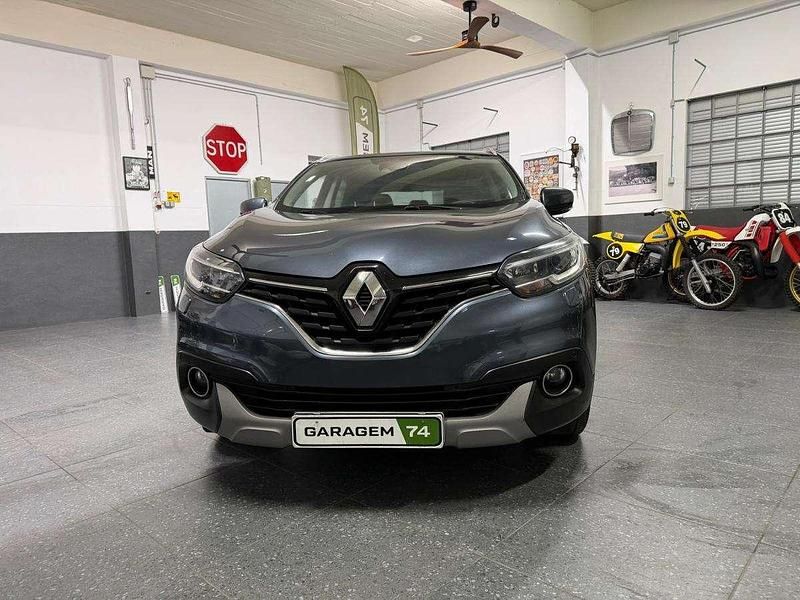 Cinzento Usado 2016 Renault Kadjar LIMITED SUV | € 14.900 (Preço justo) - Imagem 1/4