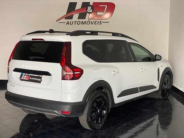 Usado Dacia Jogger 101 HP (74 kW) 2023 Branco Monovolume