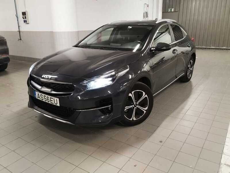 Cinzento Usado 2022 Kia XCeed SUV | € 23.990 (Preço justo) - Imagem 1/4