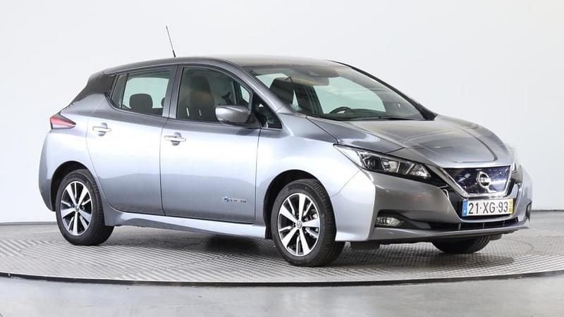 Cinzento Usado 2019 Nissan Leaf Citadino | € 9.980 (Super Preço) - Imagem 1/4