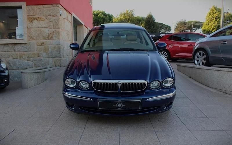 Usado Jaguar X-type Executive 156 HP (114 kW) 2003 Azul Sedan