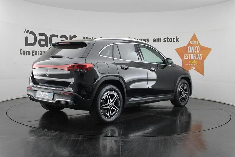 Usado Mercedes EQA250+ AMG line 139 kW (190 HP) 2024 Preto SUV