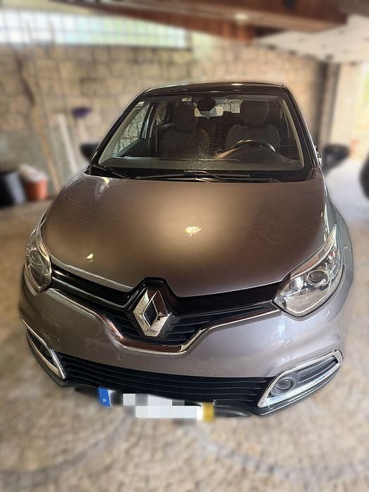 Usado 2015 Renault Captur SUV | € 10.500 - Imagem 1/4
