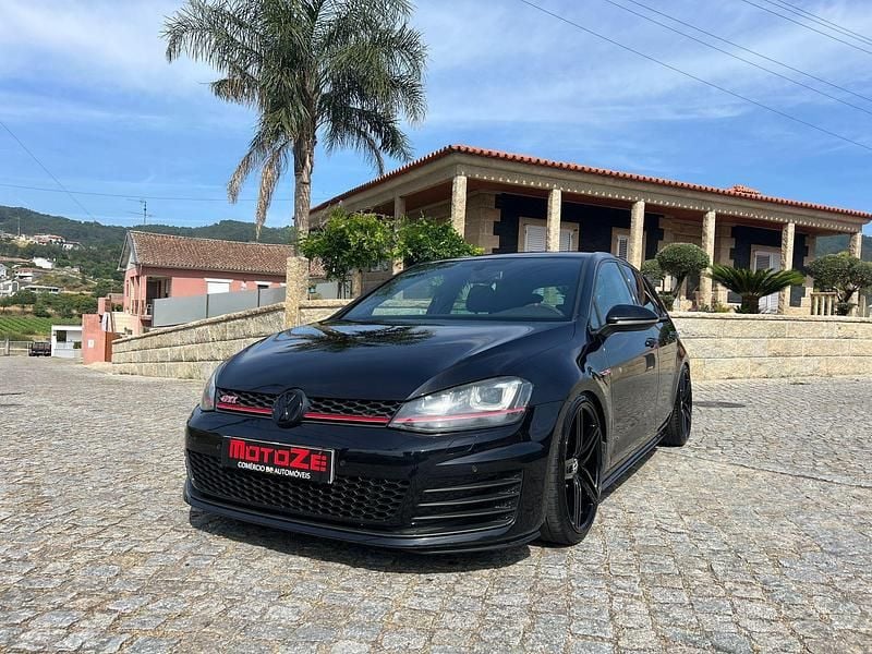 Preto Usado 2016 VW Golf VII GTI | € 24.250 (Preço justo) - Imagem 1/4