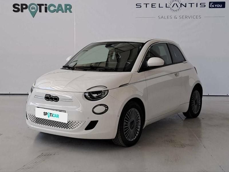 Branco Usado 2024 Fiat 500e Sedan | € 23.900 (Preço justo) - Imagem 1/3