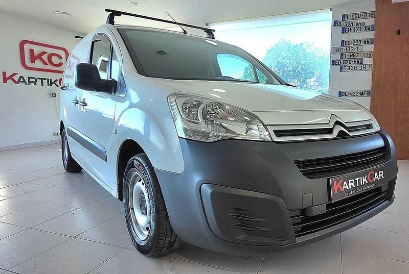 Branco Usado 2017 Citroën Berlingo | € 8.999 (Preço justo) - Imagem 1/4
