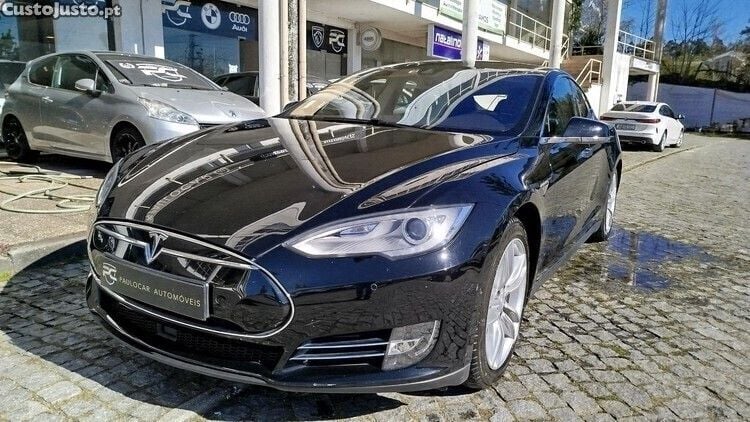 Preto Usado 2015 Tesla Model S Sedan | € 24.900 (Preço justo) - Imagem 1/1