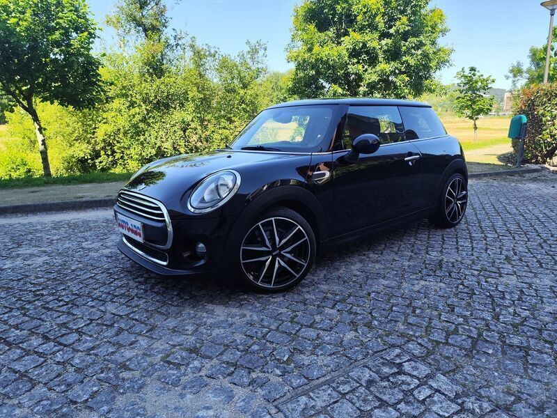 Preto Usado 2017 Mini One D Citadino | € 13.500 (Preço justo) - Imagem 1/4