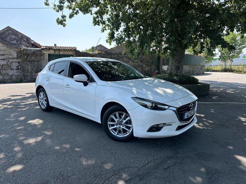 Branco Usado 2018 Mazda 3 Evolve | € 13.990 - Imagem 1/4