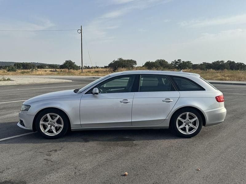 Usado 2010 Audi A4 Sport Carrinha | € 9.990 (Bom preço) - Imagem 1/4