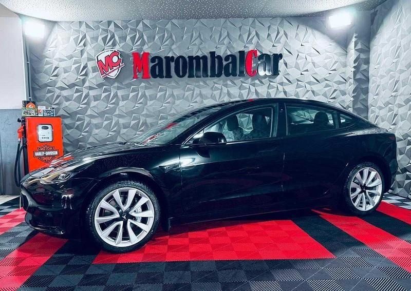 Preto Usado 2023 Tesla Model 3 Sedan | € 29.990 (Preço justo) - Imagem 1/4