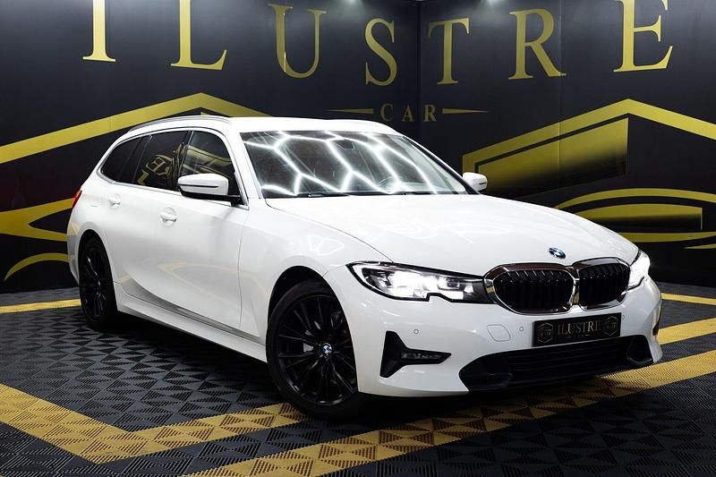 Branco Usado 2021 BMW 320 Sport Line Carrinha | € 27.900 (Bom preço) - Imagem 1/4