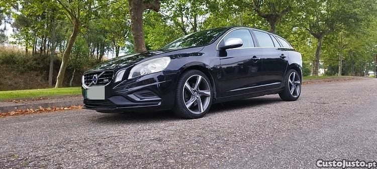 Preto Usado 2013 Volvo V60 R-Design Carrinha | € 11.950 (Super Preço) - Imagem 1/1