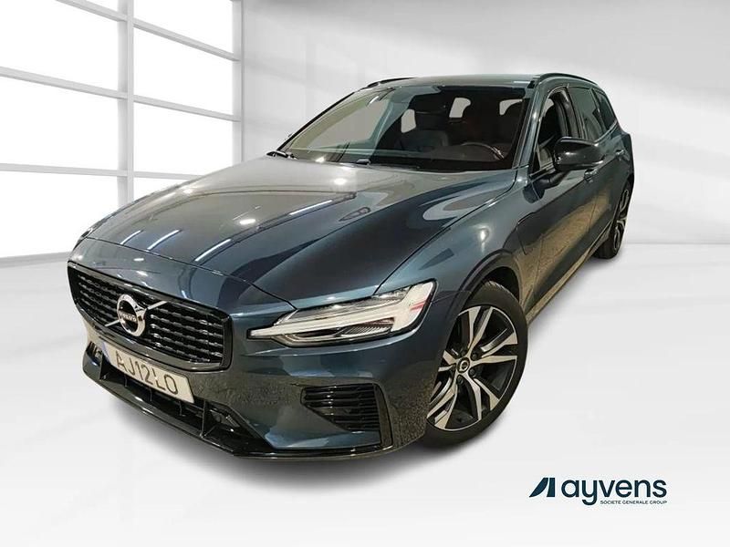 Cinzento Usado 2021 Volvo V60 Carrinha | € 29.900 - Imagem 1/4